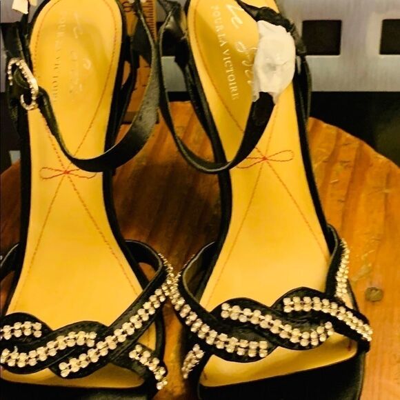 Le Soir by Pour La Victoire Estee Satin Sandal NIB - Picture 3 of 8